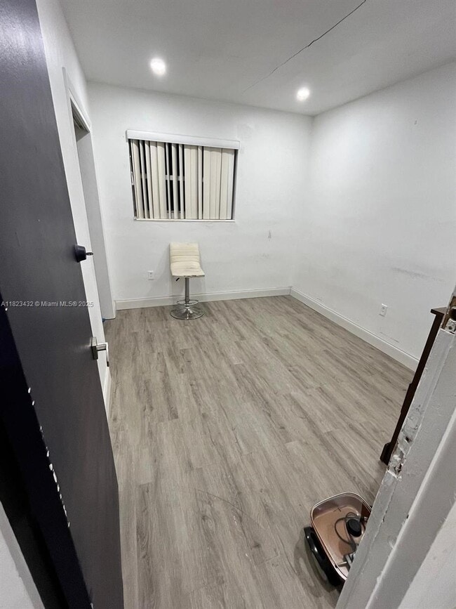 Photo - 220 N 66th Ave
