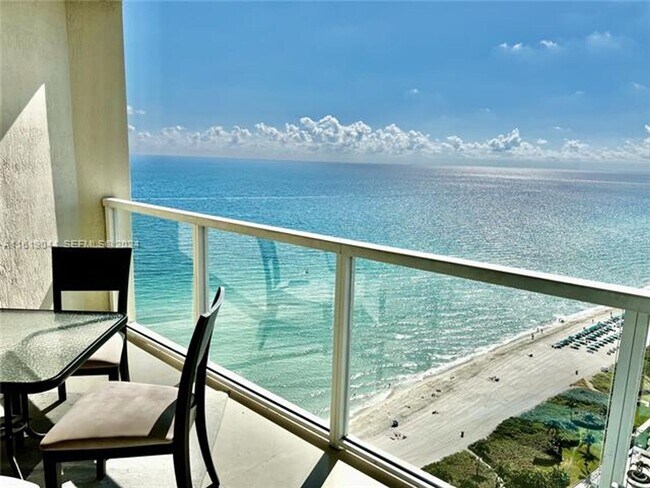 Building Photo - 16699 Collins Ave Unit 16699 Collins Ave appt 2910