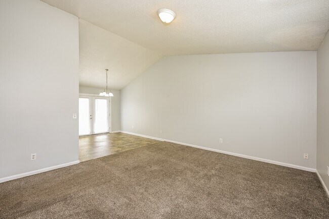 Photo - Captivating Home in Columbia