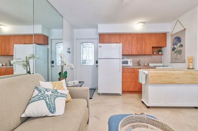 Photo - 3230 NE 13th St Unidad 103