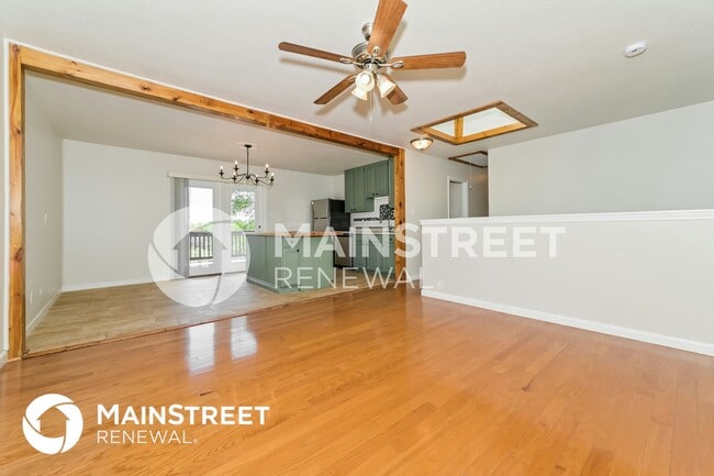 Photo - 5505 Malmsbury Rd NW