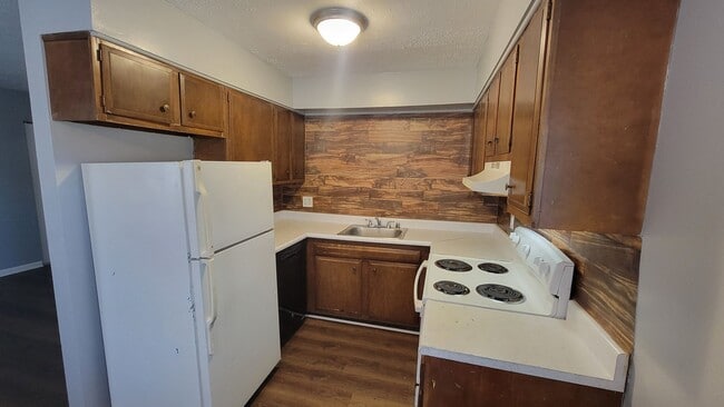 Photo - 4405 Landside Dr Unidad 4405 Landside Drive -  2