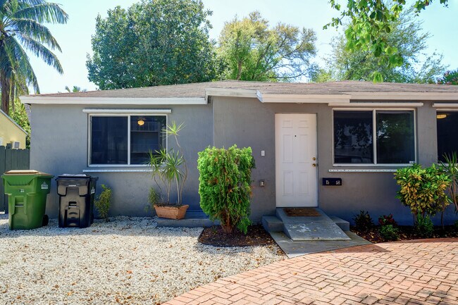 Entrance - 1558 NE 135th St Apartments Unit #1