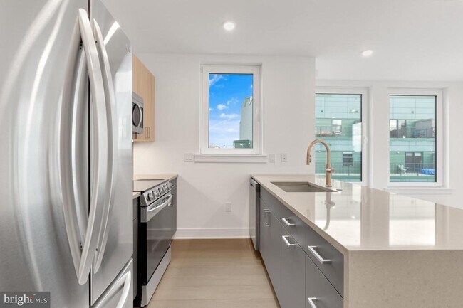 Photo - 2000 Dreer St Unit 601