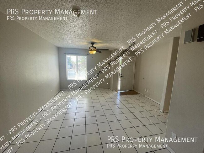 Photo - 2544 W Isabella Ave