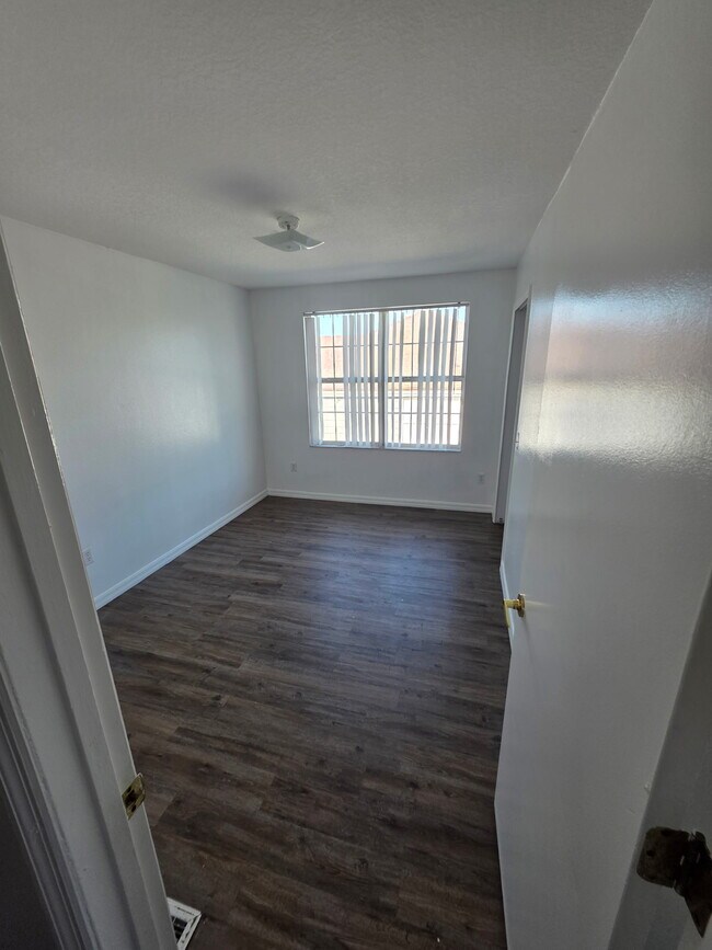 Photo - ICW-701 Caribbean Dr.