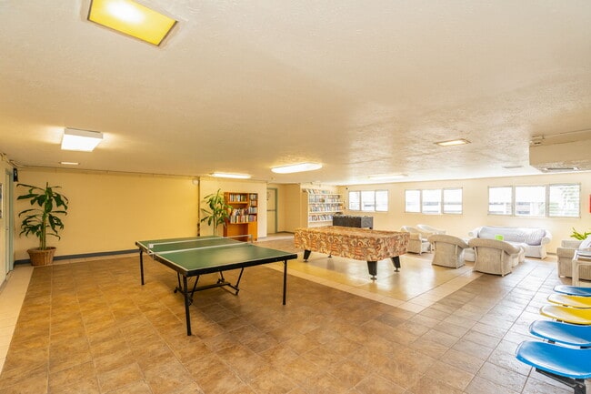 Photo - 2211 Ala Wai Blvd