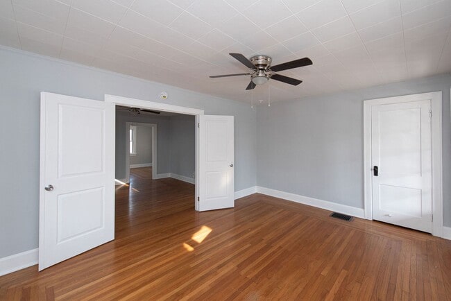 Photo - 4507 Ashland Ave Unit 1