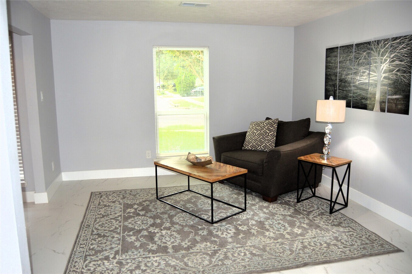 Photo - 3419 Southdown Dr