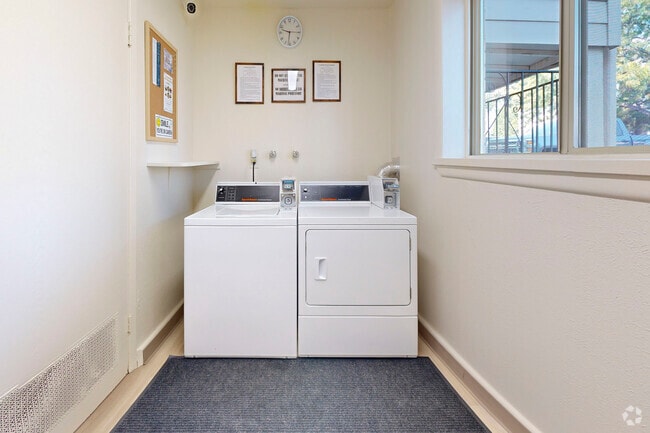 Laundry - Locust Park Apartments