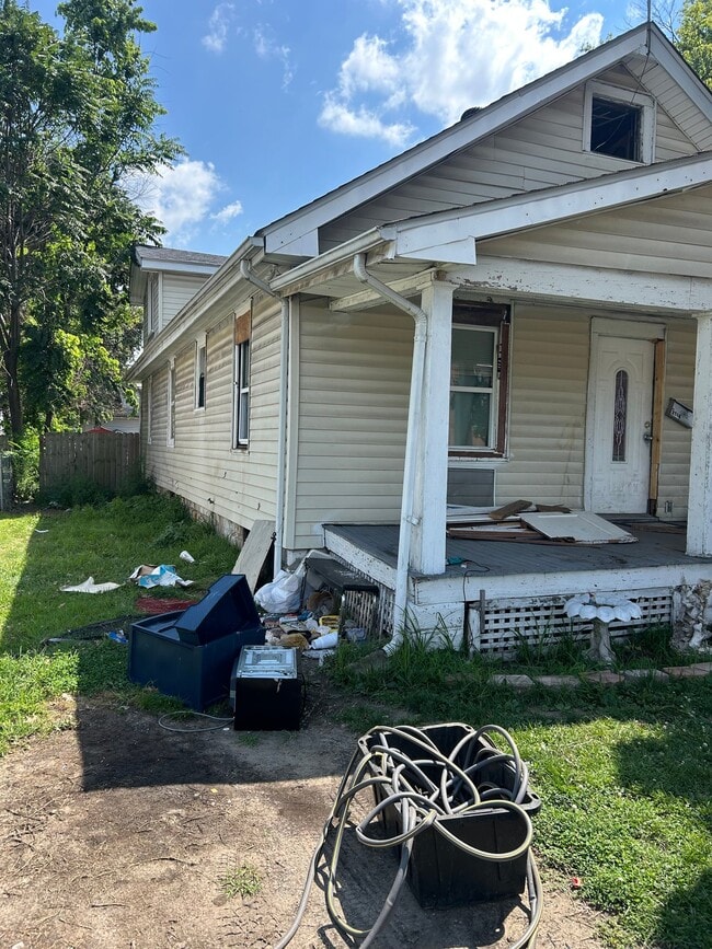 Photo - 2410 Sheridan Ave