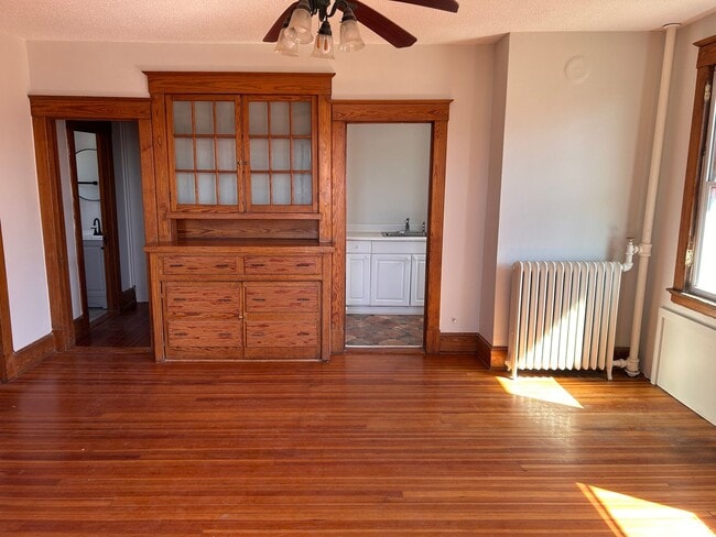 Photo - 36 Miles Ave Unit 3