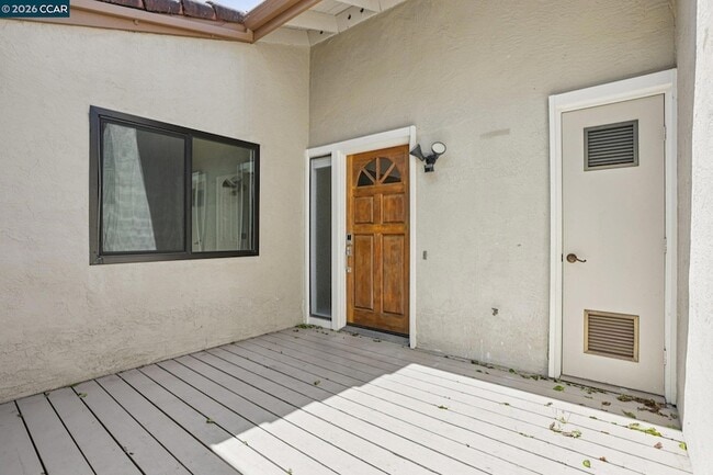 Photo - 1541 Moraga Way