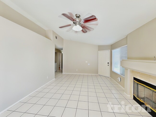Photo - 5703 Roundrock Dr