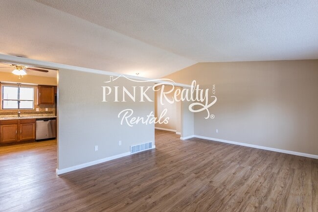 Photo - 8274 Caravel Dr