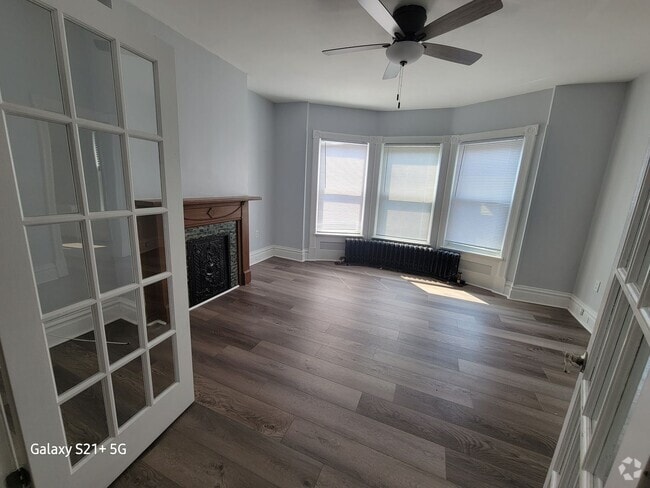 Building Photo - 1324 1st Ave Unit 1324 1st Avenue #1 Rental