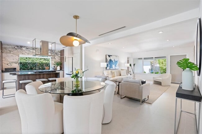 Photo - 7810 Hawthorne Ave