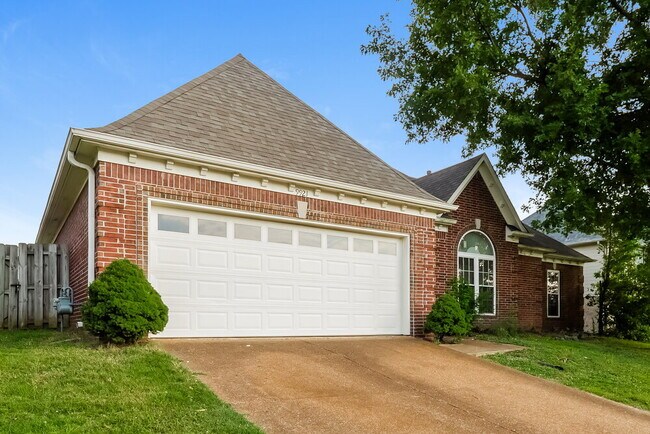 Photo - 9921 Greenalder Cove N