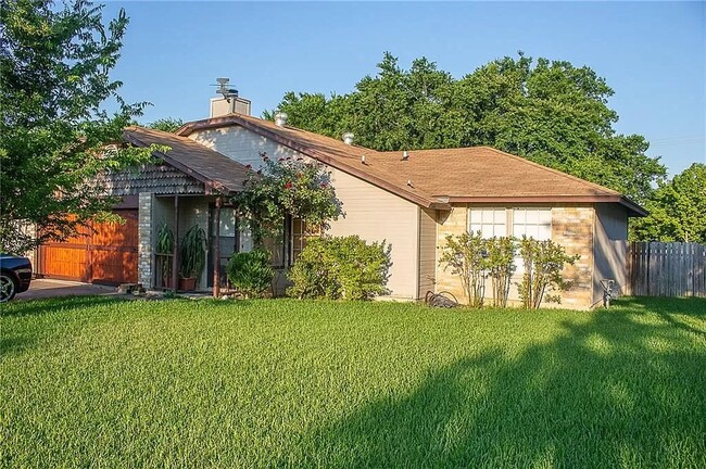 Won't last long! - 16301 Malden Dr House
