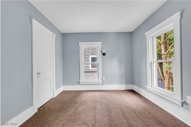 Building Photo - 204 Broad Ave NW