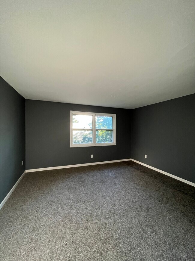 Photo - 2 Water Tower Rd Unit 1