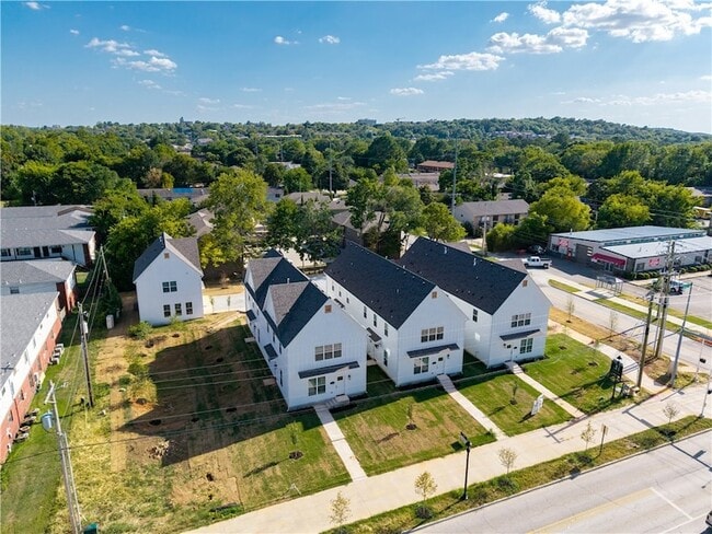 Photo - 1664 N Leverett Ave
