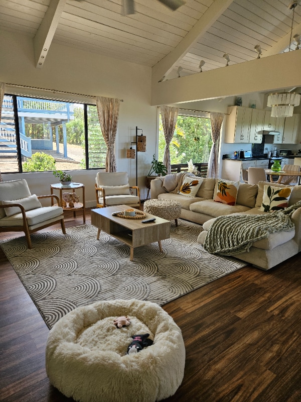 Photo - 140 Kaupea St