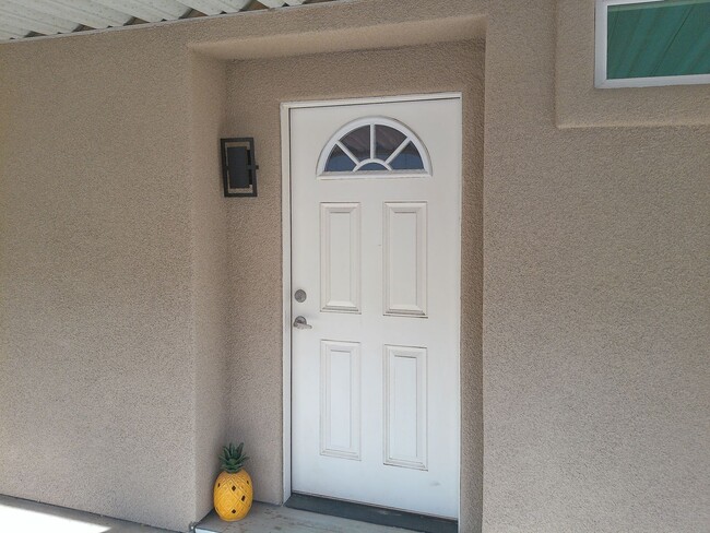 Photo - Spacious 4 bedroom 2 bath Double wide Available short term or long term