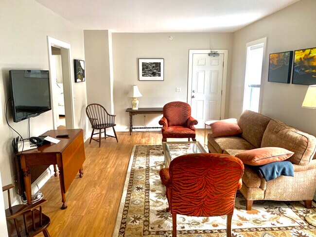 Photo - 106 Bridge St Apartments Unit 1