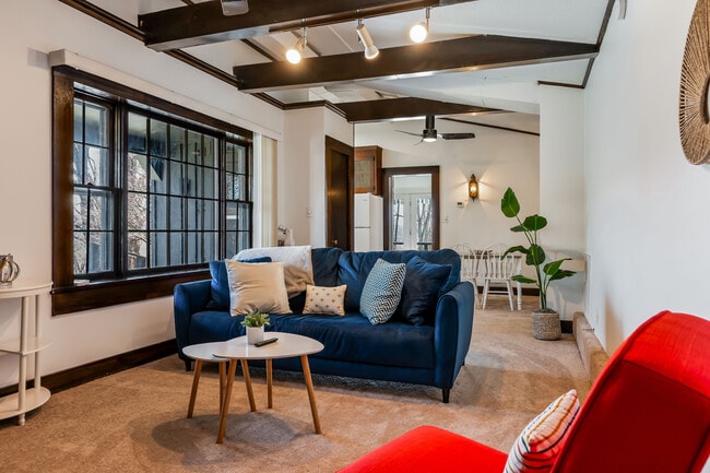 Photo - 323 Poplar Hill Ln