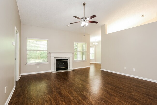 Photo - 9260 Topohill Ct