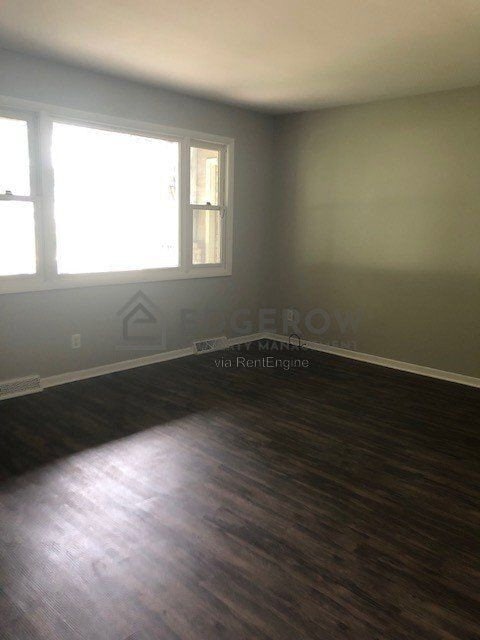 Photo - 3700 Kalamazoo Ave SE