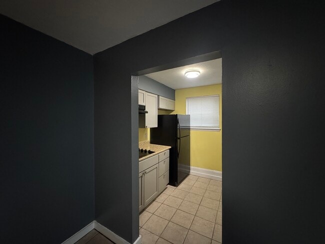 Photo - 1863 Nekoma Ct Unidad B