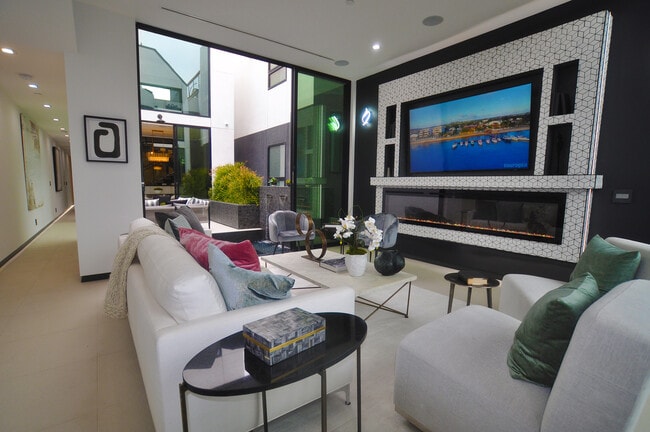 Photo - 838 California Ave