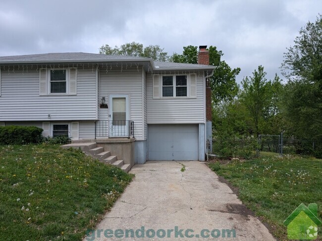 Building Photo - 8914 Caenen Lake Rd Rental