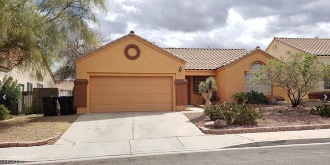 Building Photo - 606 Lively Fiesta Way