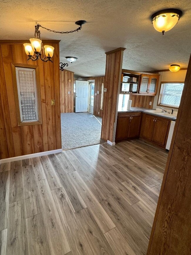 Photo - 1272 Kathy Ave