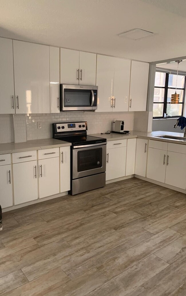 Photo - 6475 W Oakland Park Blvd Unit 401