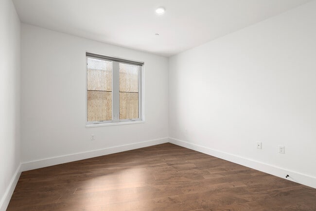 Photo - 26 Hichborn St Unit 18