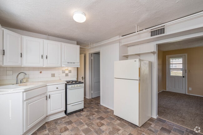 1BD, 1BA - 586SF - Cocina - Park Lane Manor Apartments