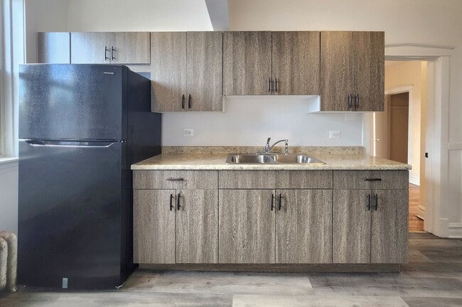 Photo - 4937 W 18th St Unit 2W