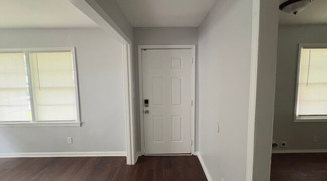 Photo - 2226 Gary Ct NW