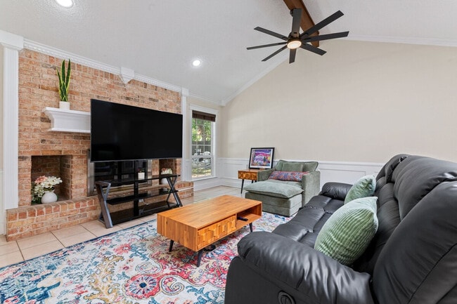 Photo - 908 Green Meadow Dr Unidad SI ID1492687P