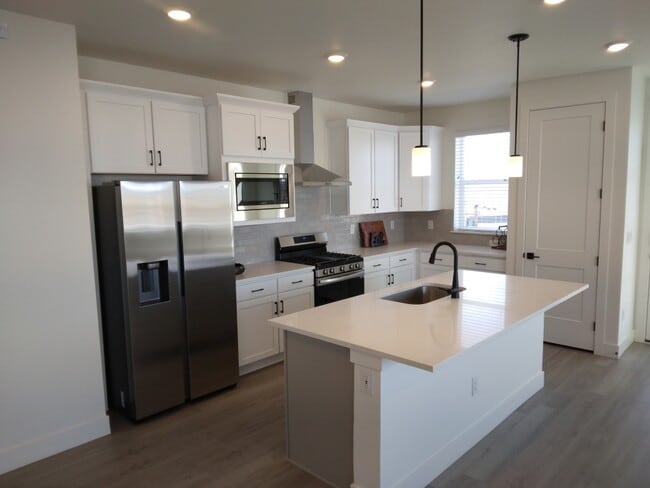 Photo - 1223 S Algonquian St