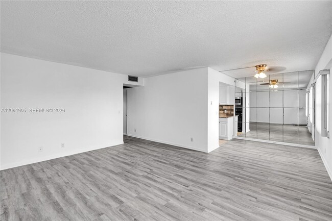 Photo - 300 SW 134th Way Unit 413E