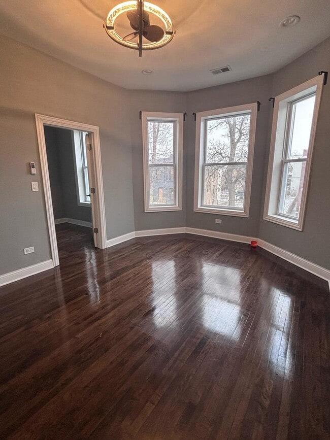 Photo - 1826 S Springfield Ave