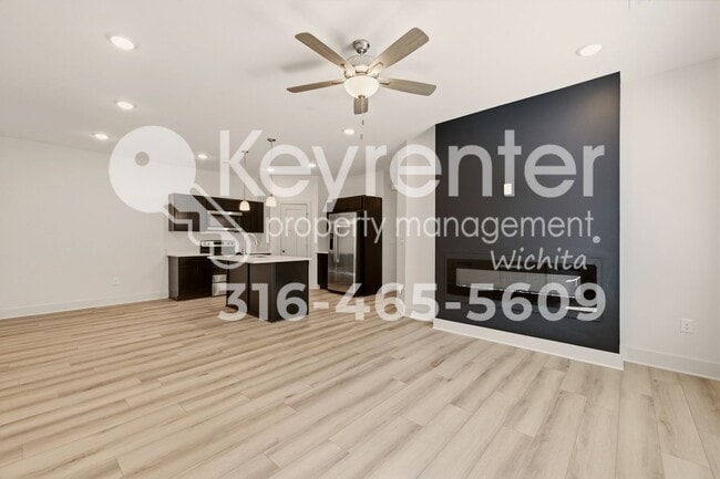 Photo - 12826 W Red Rock St