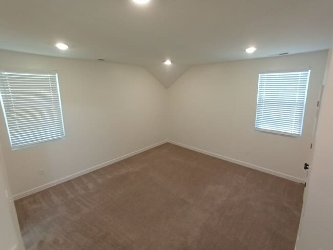 Photo - 261 Cedar St