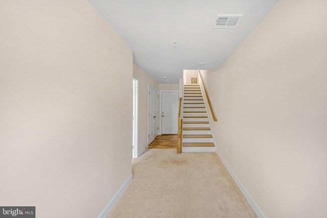 Building Photo - 3525 Carnaby St