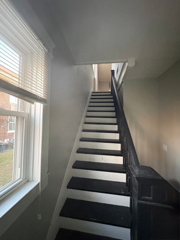 Photo - 329 Byrd St Unidad 2